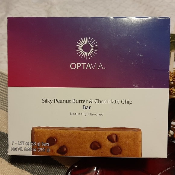 OPTAVIA Kitchen Optavia Silky Peanut Butter And Chocolate Chip Bar
